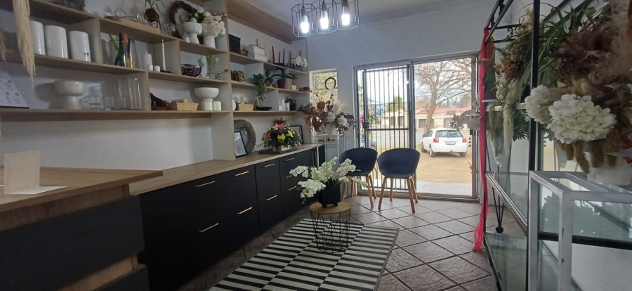 To Let Commercial Property for Rent in Hospitaalheuwel Free State